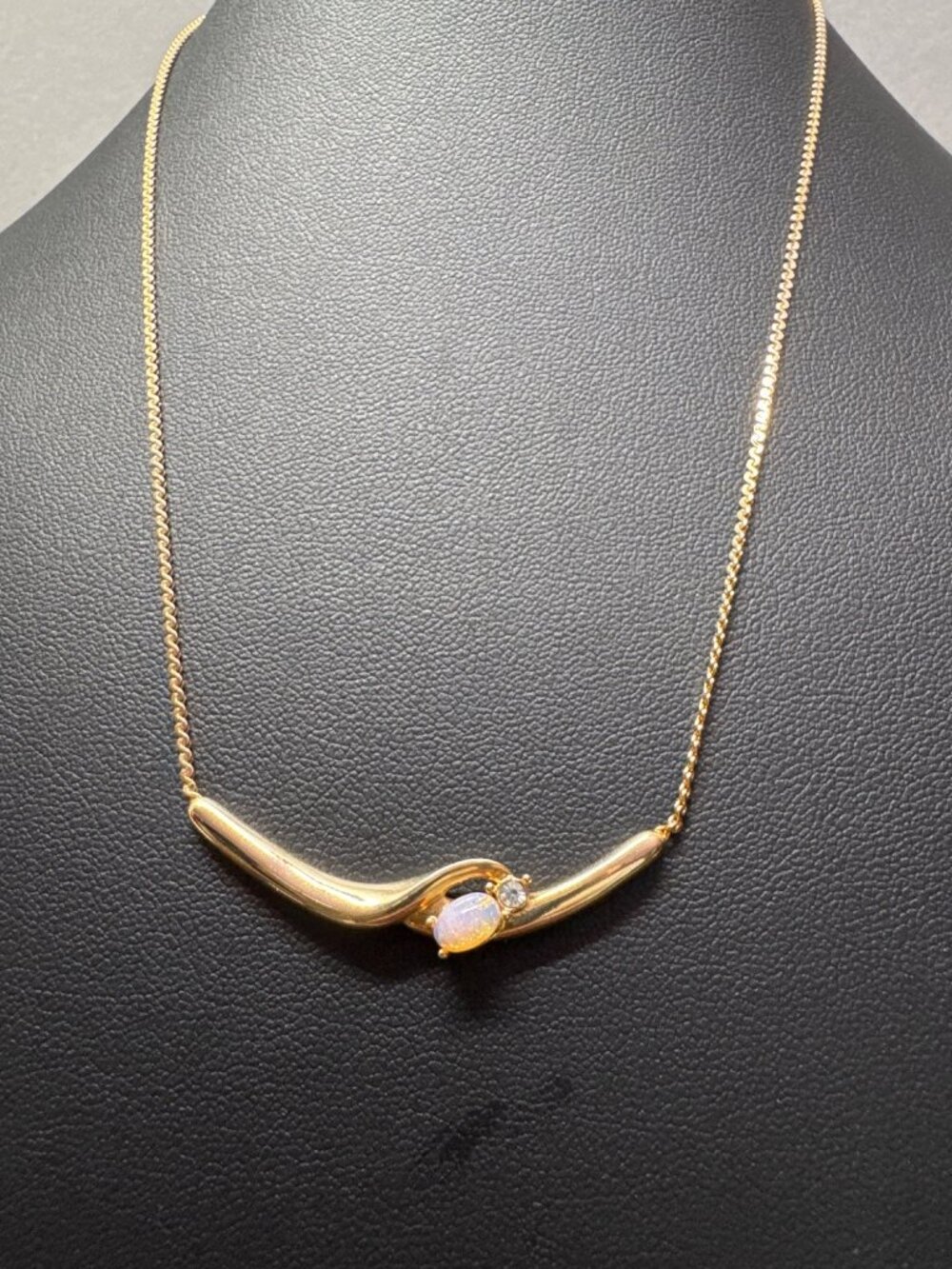 Sarah Coventry Gold Necklace Faux Pink Opal Rhinestone Pendant Elegant Wave Desi